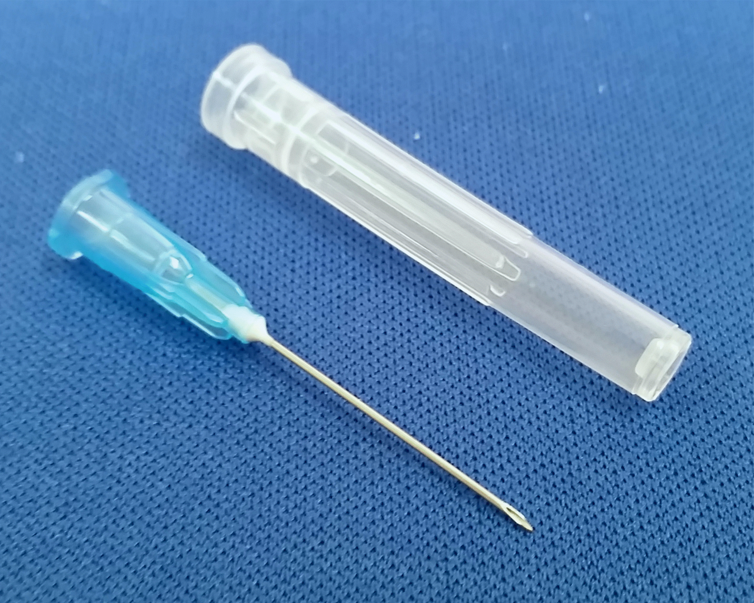 Hypodermic Needle, Regular Bevel, 23g X 1, Light Blue - Box Of 100